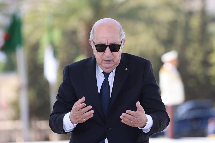 رئيس الجمهورية السيد عبد المجيد تبون يوجه رسالة تعزية إلى أسر ضحايا الحرائق التي شهدتها بعض الولايات في وسط وشرق البلاد